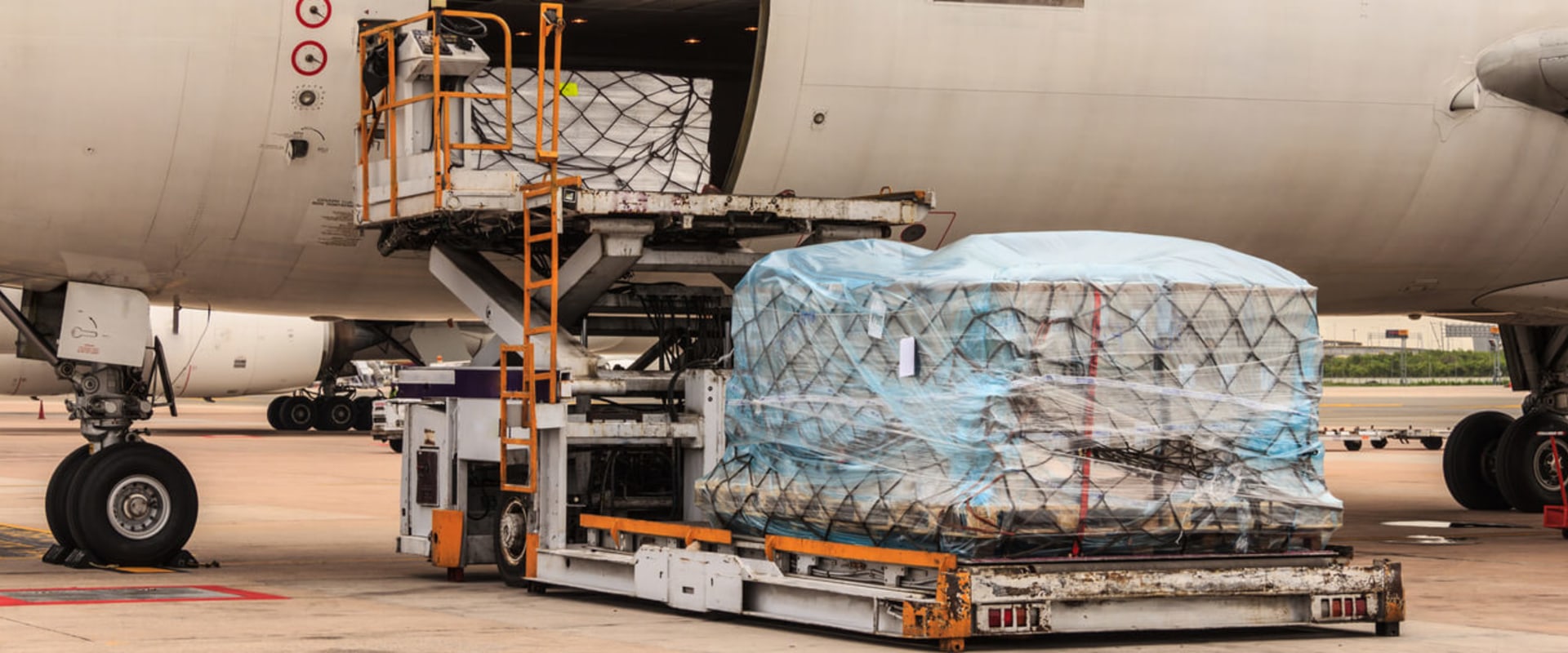 Airport-to-Airport LCL Shipping Services