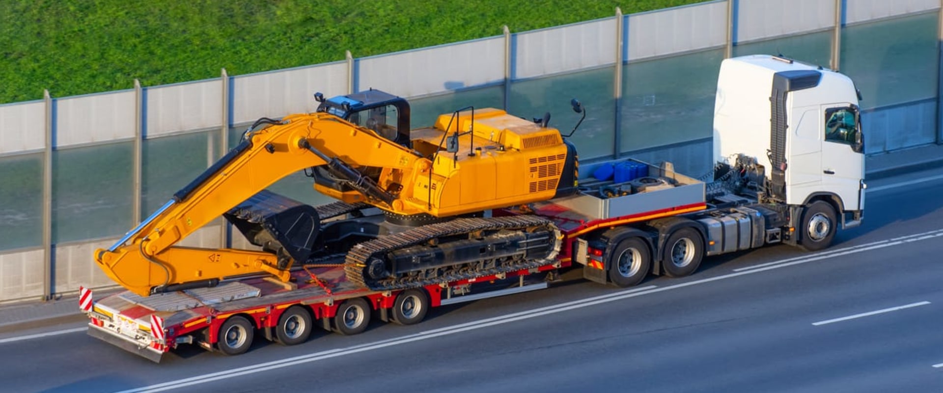 The Ins and Outs of Heavy Equipment Shipping