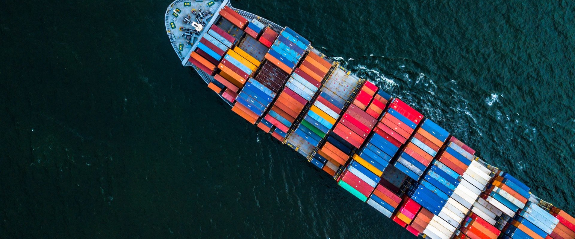 Choosing the Right LCL Shipping Option